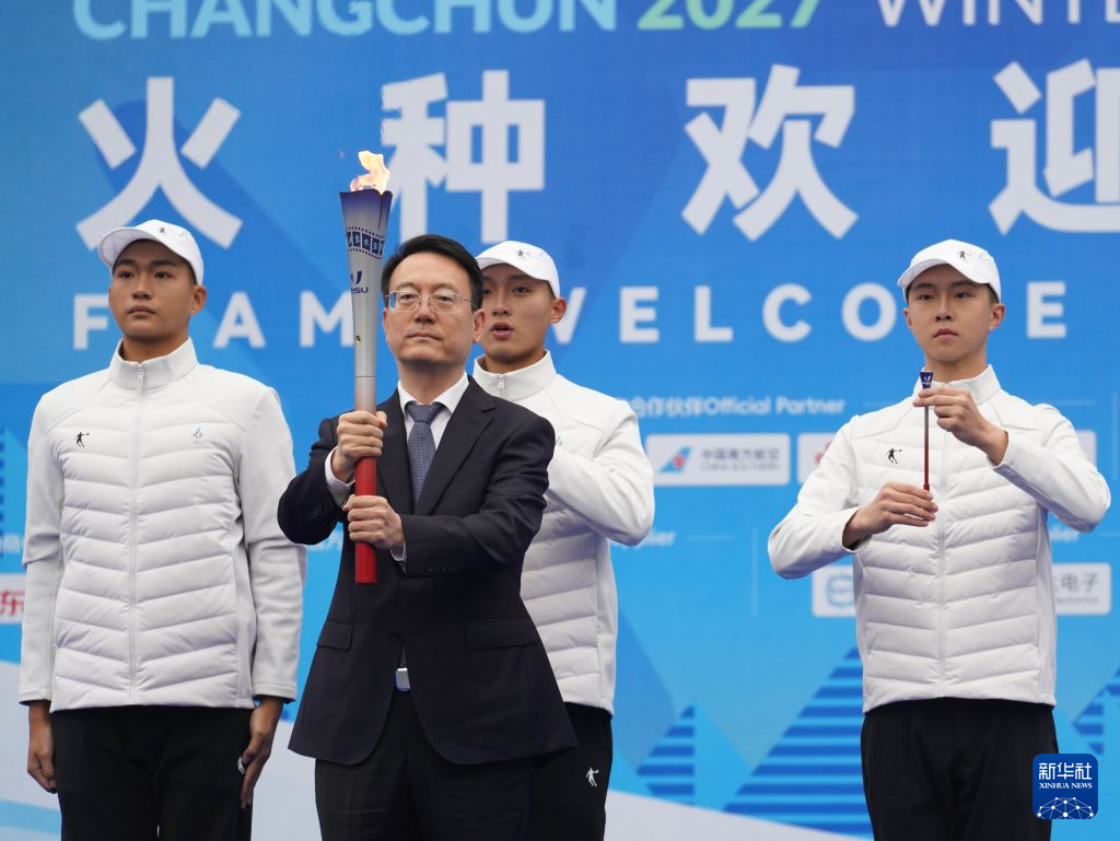 必一运动图片展示